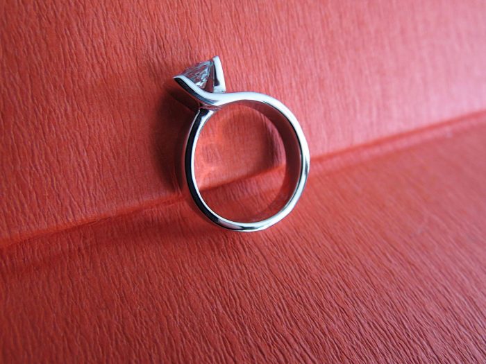 Anillo de Compromiso Aguamarina en Plata