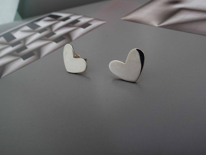 Aretes Corazón Plano