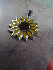 DijeGirasolCon Resina (3)