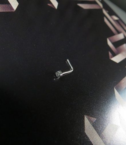 Piercing en Plata con Diamante