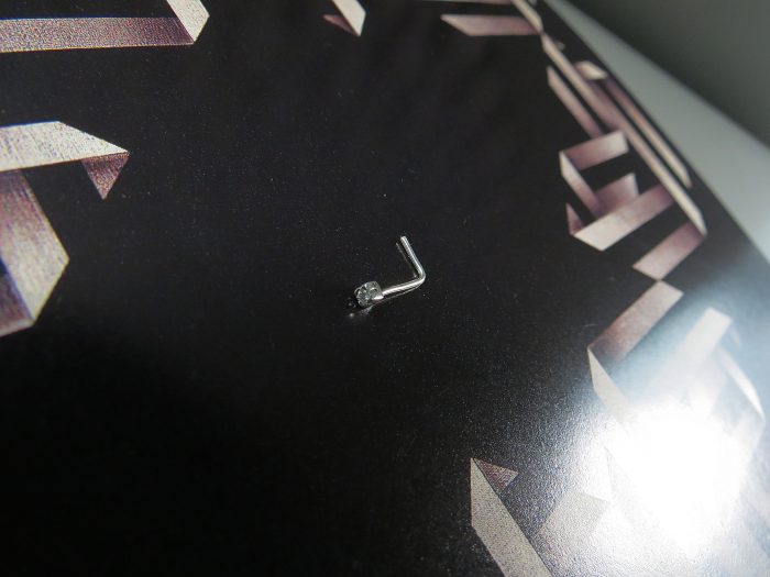 Piercing en Plata con Diamante