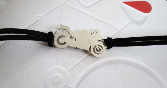 Pulsera Moto Cuero Plano - Imagen 4