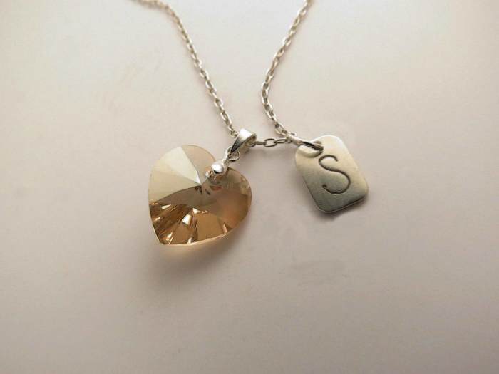 Dije Corazón Swarovski con Placa Inicial - Imagen 4
