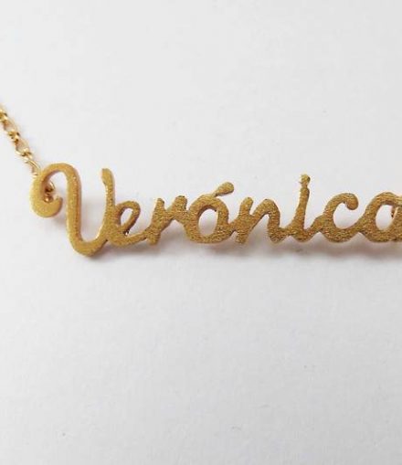 Dije Nombre En Bronce