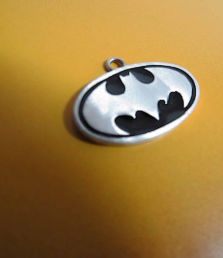 Dije Batman con Resina