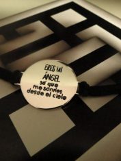 Pulsera PlataGrabadoManoCuero (1)