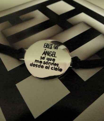 Pulsera Placa Grabado A Mano Con Cuero