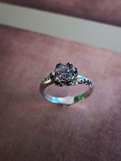 Anillo-Flor-Aro-Entorchado-Piedras (4)