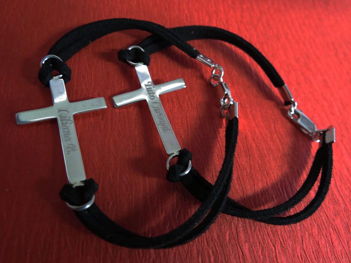 Pulseras Cruz Sencilla