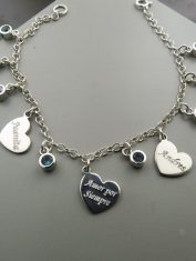 PulseraCorazonesconZircones (3) PulseraCorazonesconZircones (3)