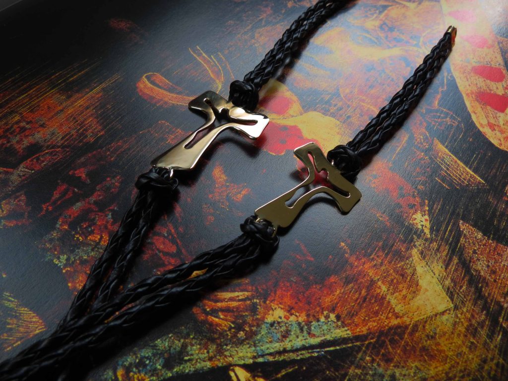 PulseraCruzTauOro (3)