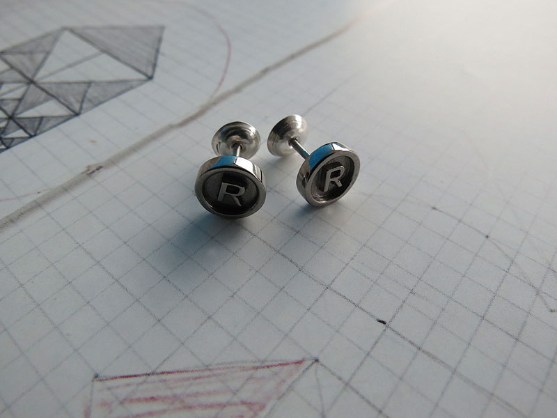 Aretes R