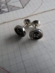 Aretes-R (4) Aretes-R (4)