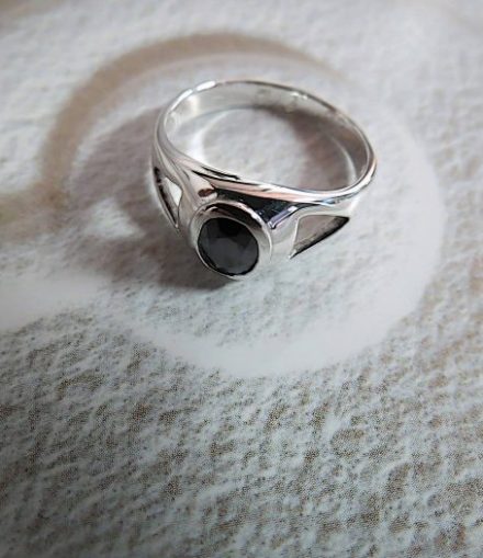 Anillo Onix Mujer