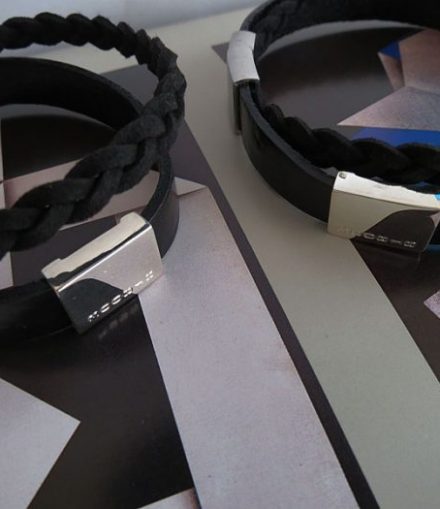 Pulseras Placa Cuero Trenzado y Plano
