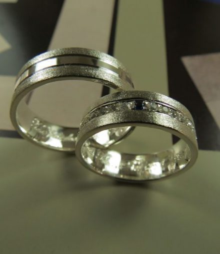 Argollas Canal con Zircones