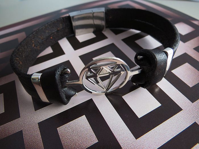 Pulsera Diseño Grabado Personalizado Con Cuero - Imagen 4