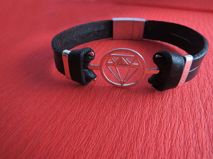 Pulsera Diseño Grabado Personalizado Con Cuero - Imagen 6