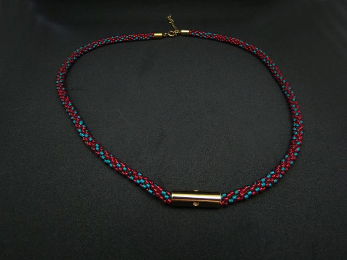 Collar Cilindro Incrustado Miyuki Rojo-Azul - Imagen 2