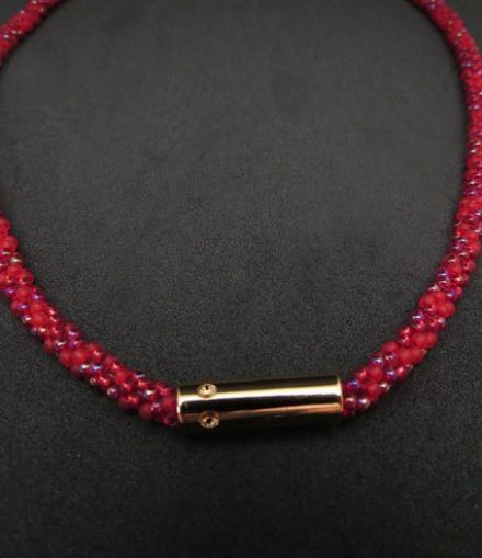 Collar Cilindro Incrustado Miyuki Rojo