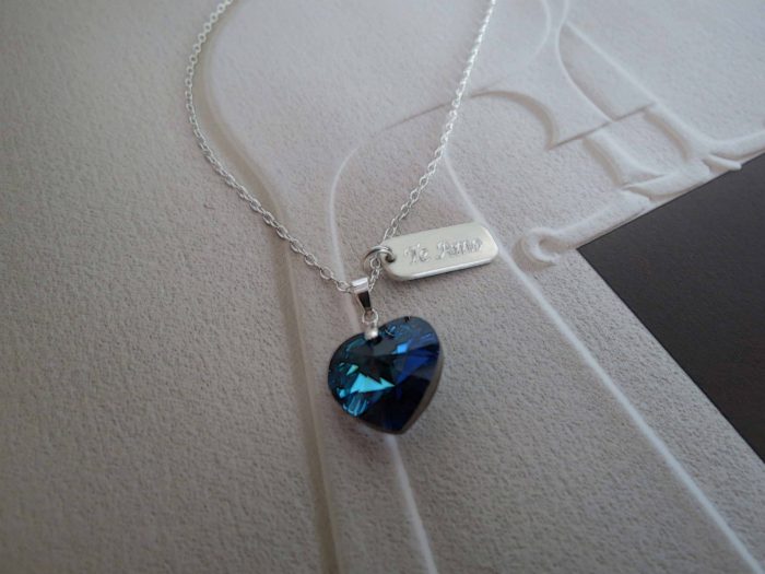 Dije Corazón Swarovski Con Placa Pequeña - Imagen 2
