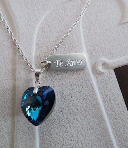 Dije Corazón Swarovski Con Placa Pequeña