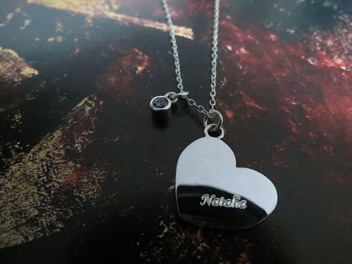 Dije Corazón con Zircón