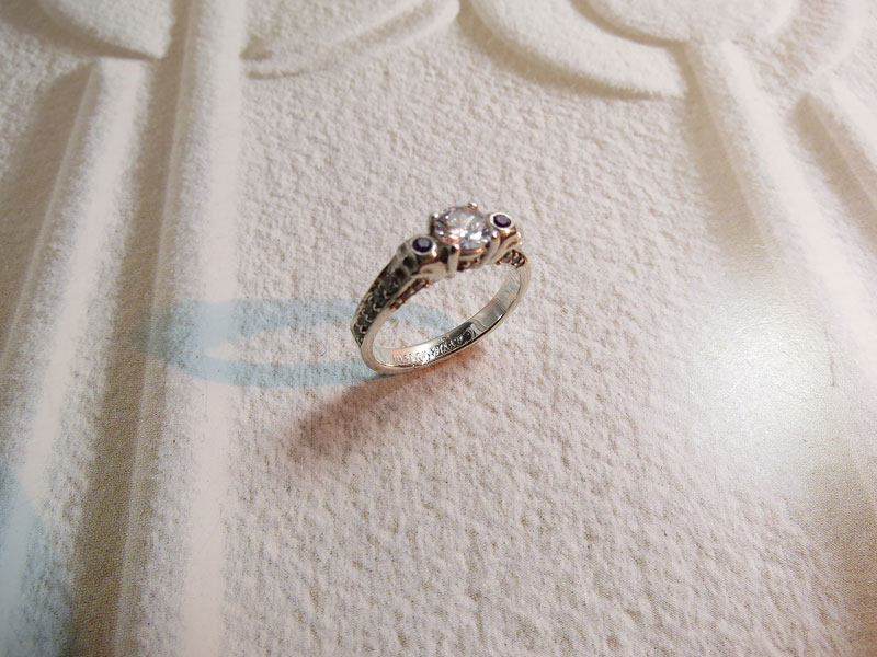 Anillo de Compromiso Con Calaveras - Imagen 6