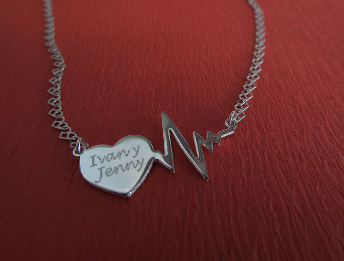 Dije Corazón + Línea De La Vida