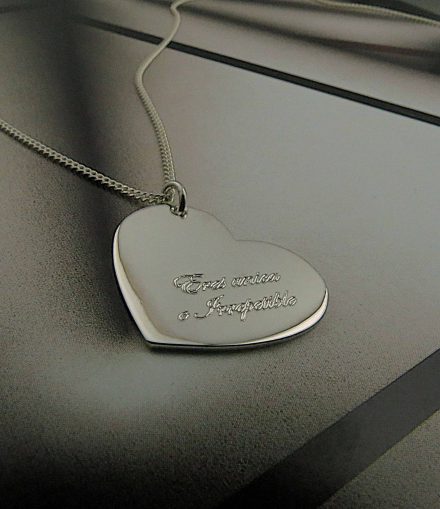 Dije Corazón Plano