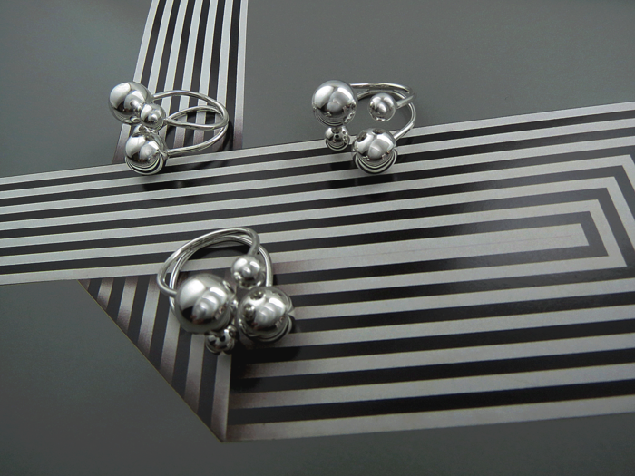 Anillo con Esferas - Imagen 3