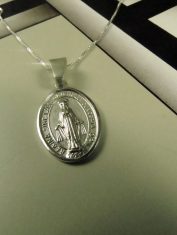 Dije Virgen Milagrosa (2)