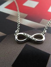 Dije infinito con zircones (4)