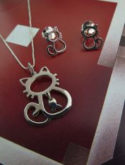 Dije y Aretes Gatos (2)