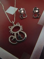 Dije y Aretes Gatos (3)