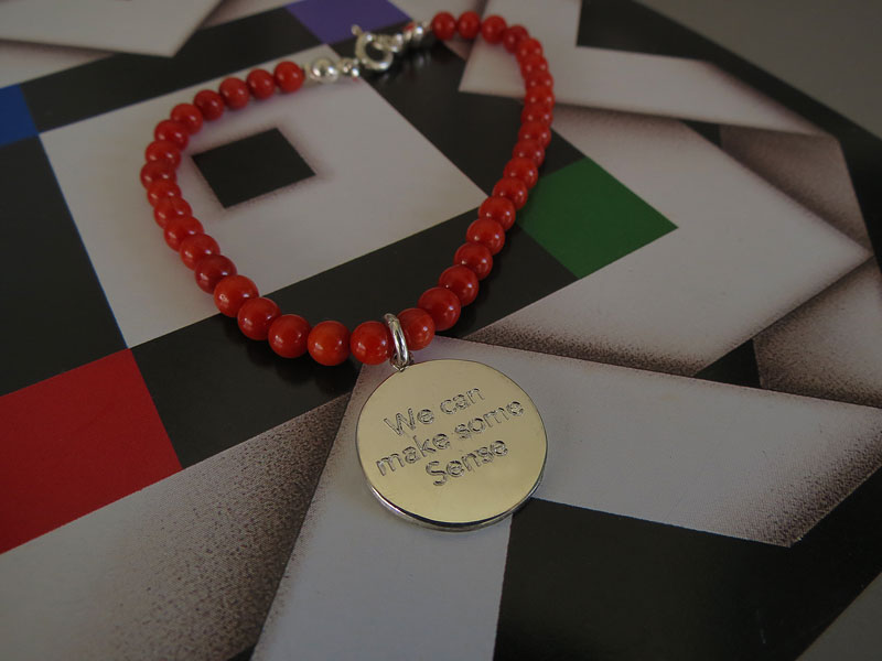 Pulsera Placa Redonda Coral