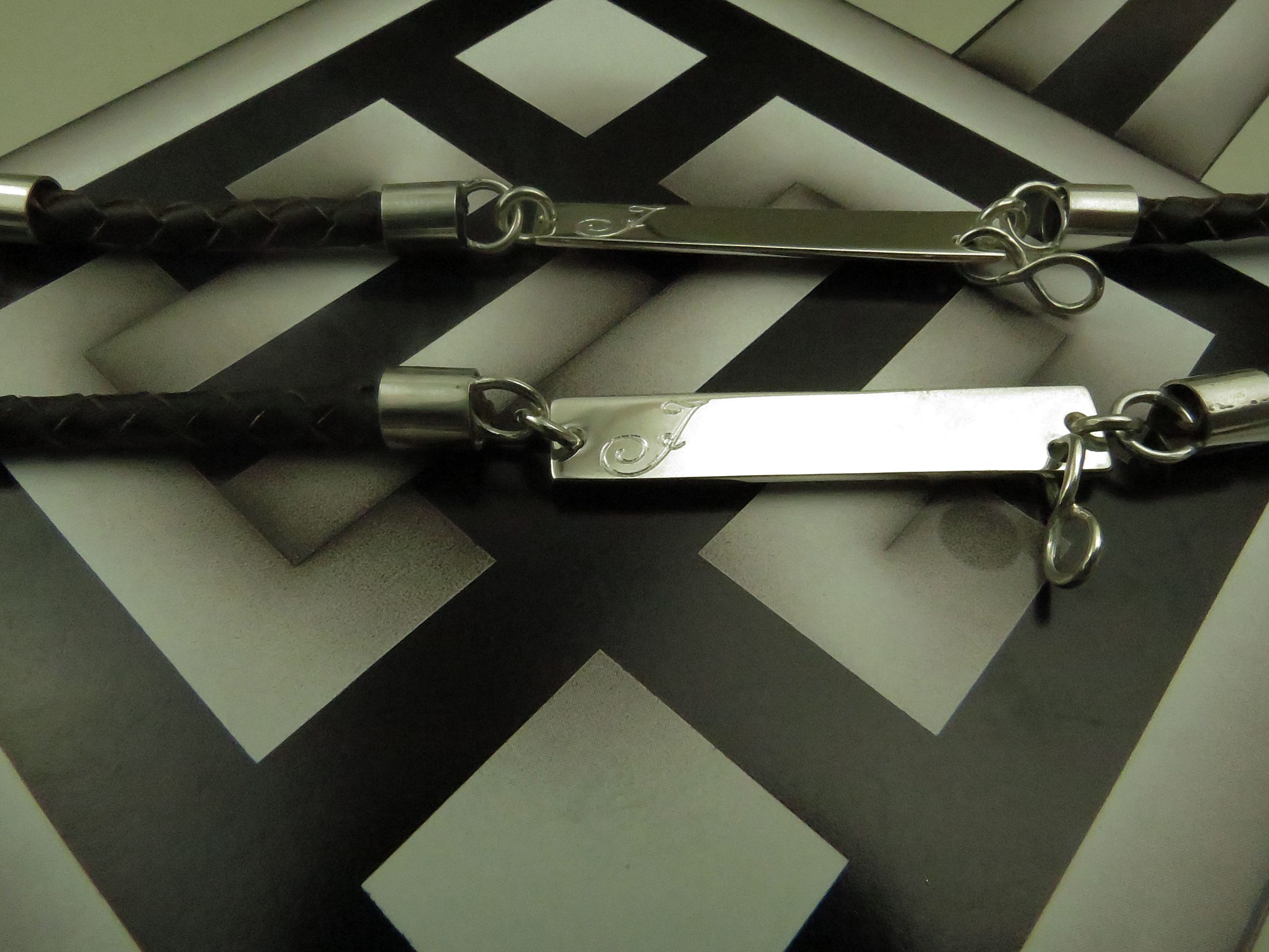 Pulseras Placa con Infinito Colgante