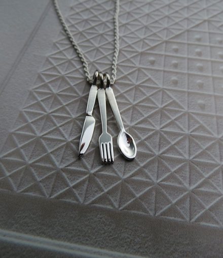 Collar Cubiertos