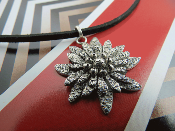 Dije Flor Edelweiss