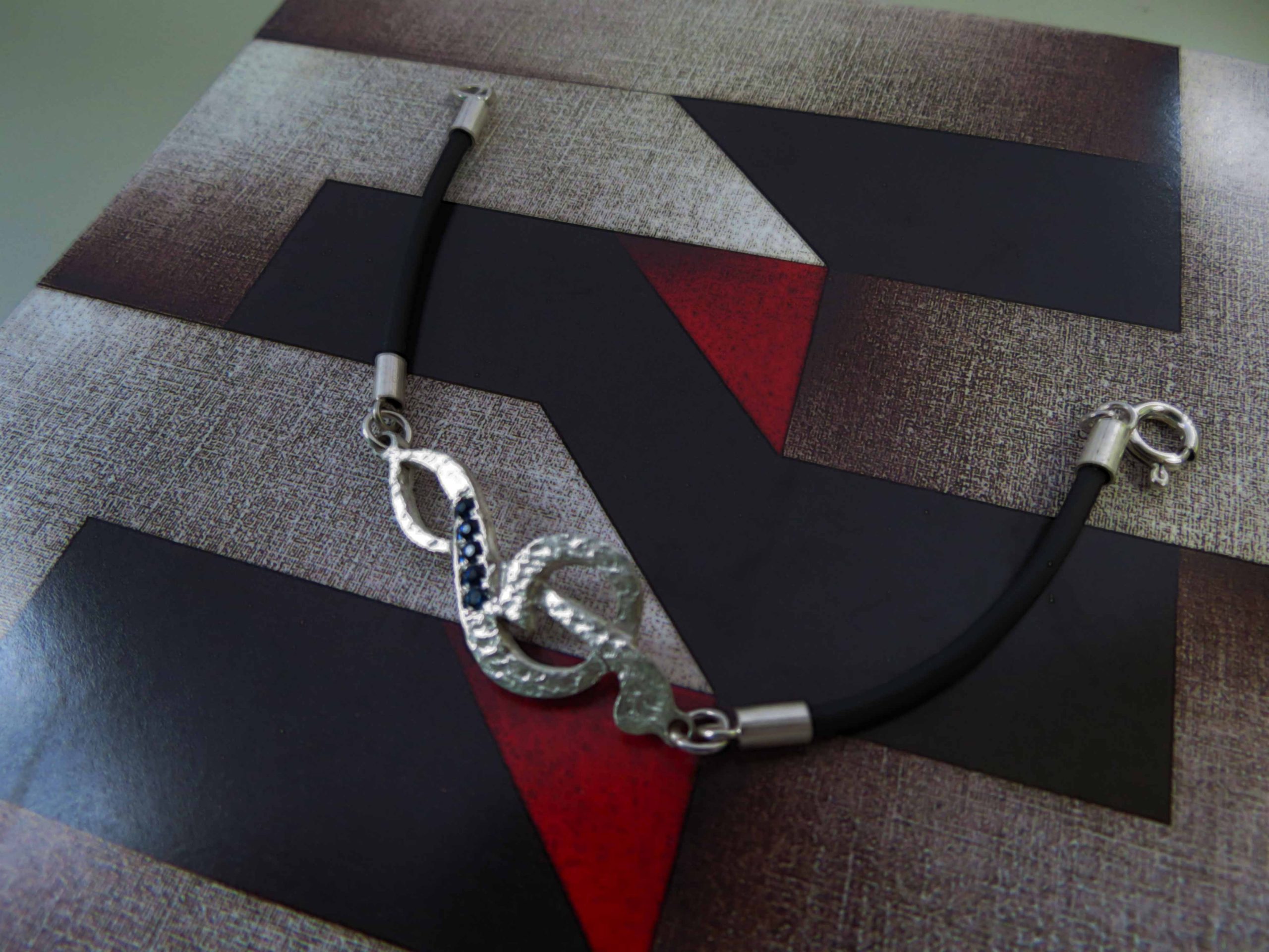 Pulsera Clave Sol Con Zircones - Imagen 2