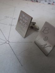 Mancornas-Rectangulo-Leyenda-Iniciales (1)
