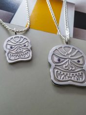 DPL025-Dijes Calavera precolombina