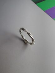 APL029- Anillo entorchado zircones Plata(3) APL029- Anillo entorchado zircones Plata(3)